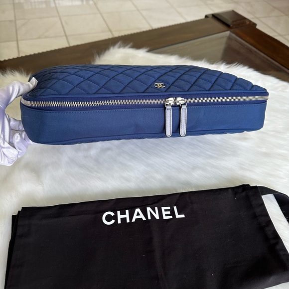 Computer Bag - Picture 3 of 17